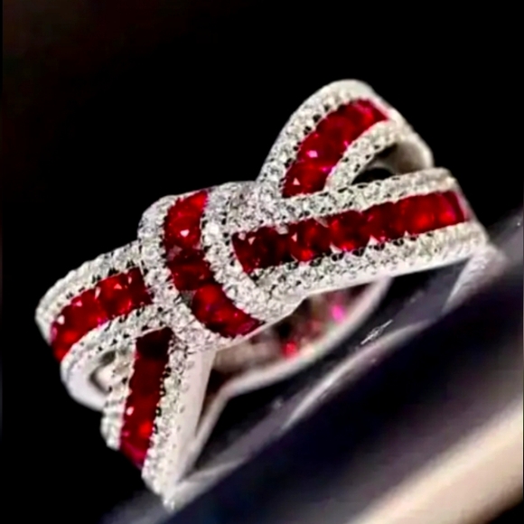 STERLING TWISTED BOW RING GARNET / WHITE TOPAZ 5/6/7/8/9/10 - Picture 1 of 1